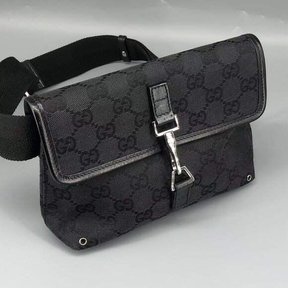 Authentic Gucci Black Canvas Belt Bag - Picture 5 of 14